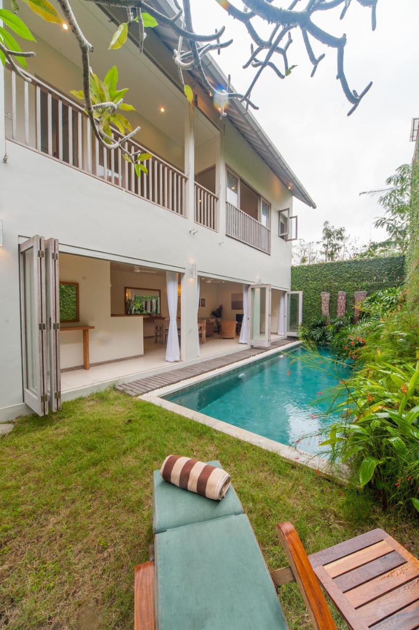Casanusa Villa Jimbaran Esterno foto